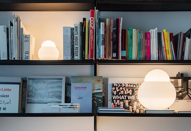 FontanaArte Lampade da tavolo | Perfette per creare atmosfere intime e moderne in ogni ambiente.